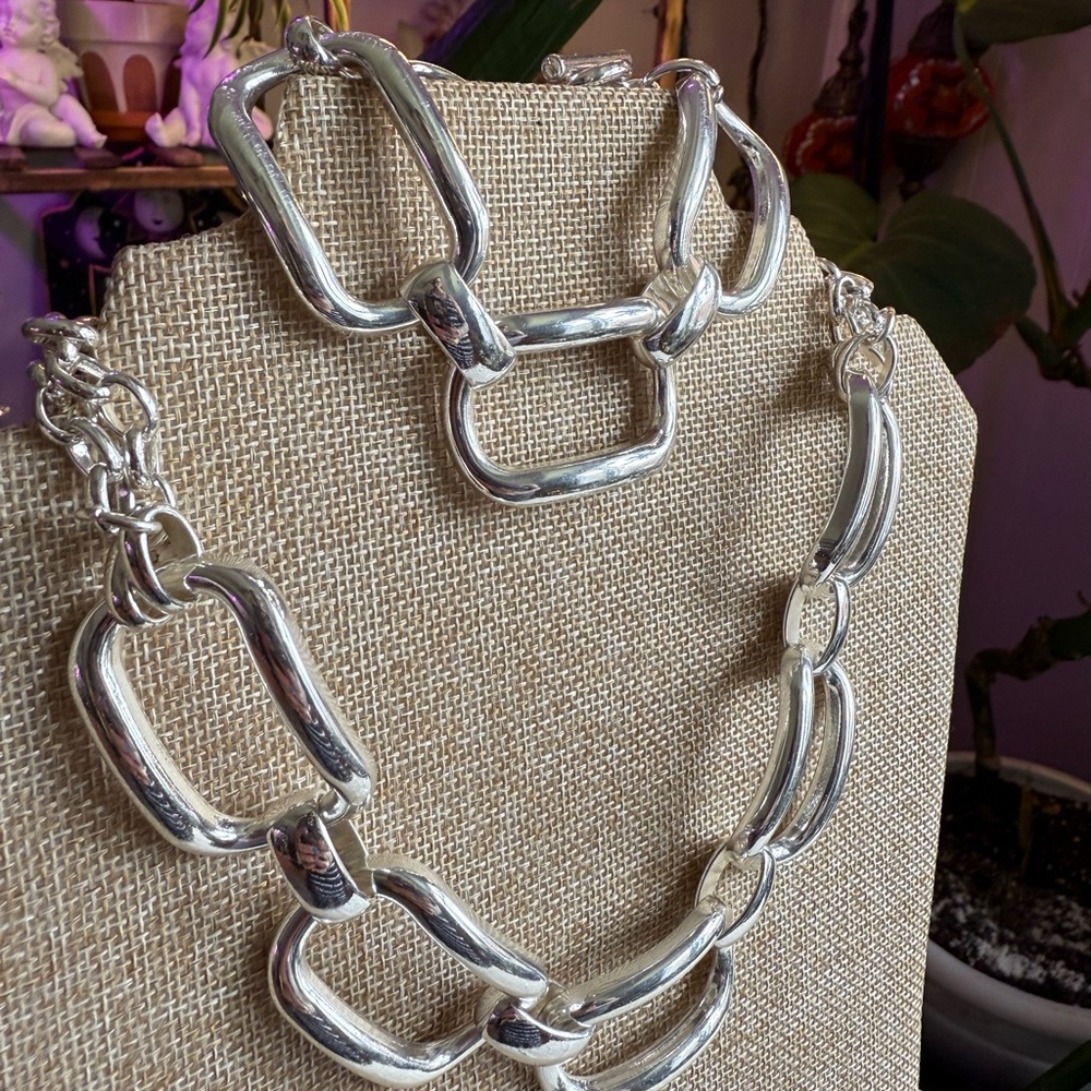 Chunky Silver Link Statement Set
